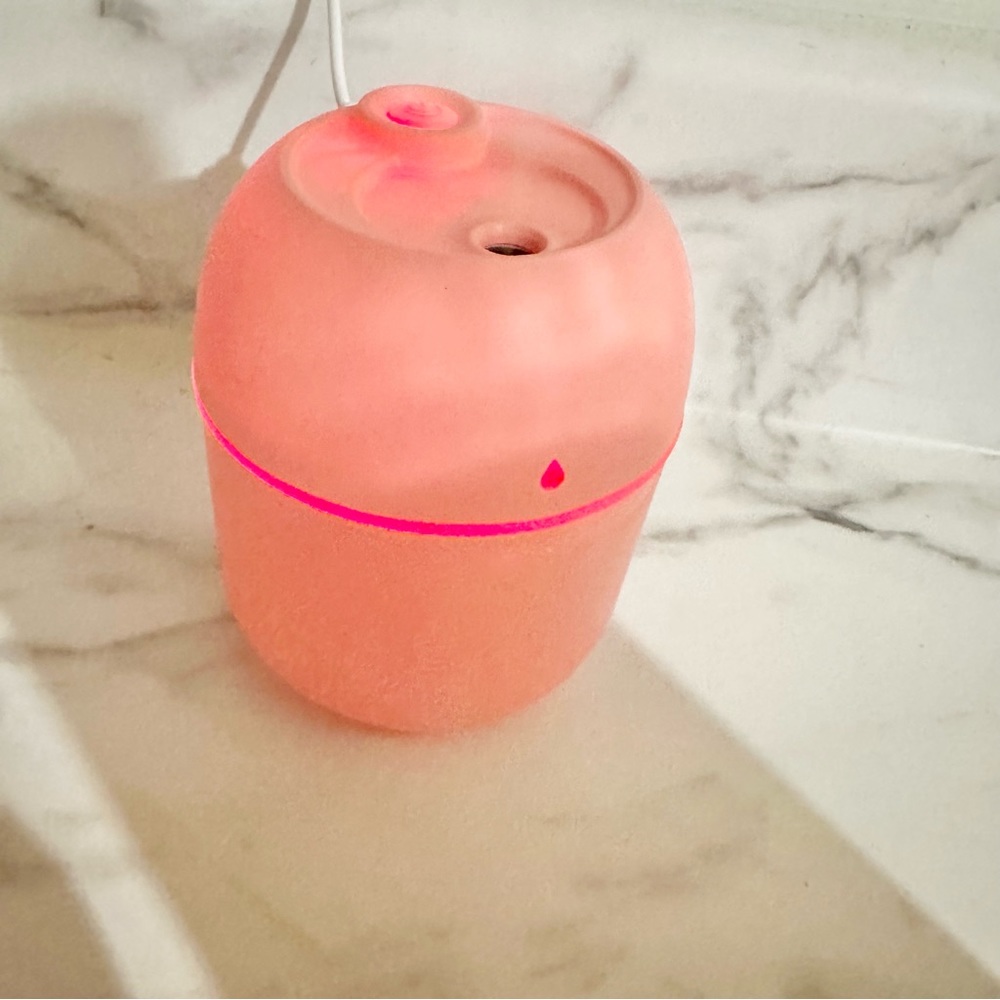 humidifier pink in box small NWT - Picture 4 of 4